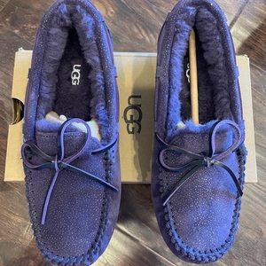 BRAND NEW Ugg Dakota Sparkle Moccasins  💜